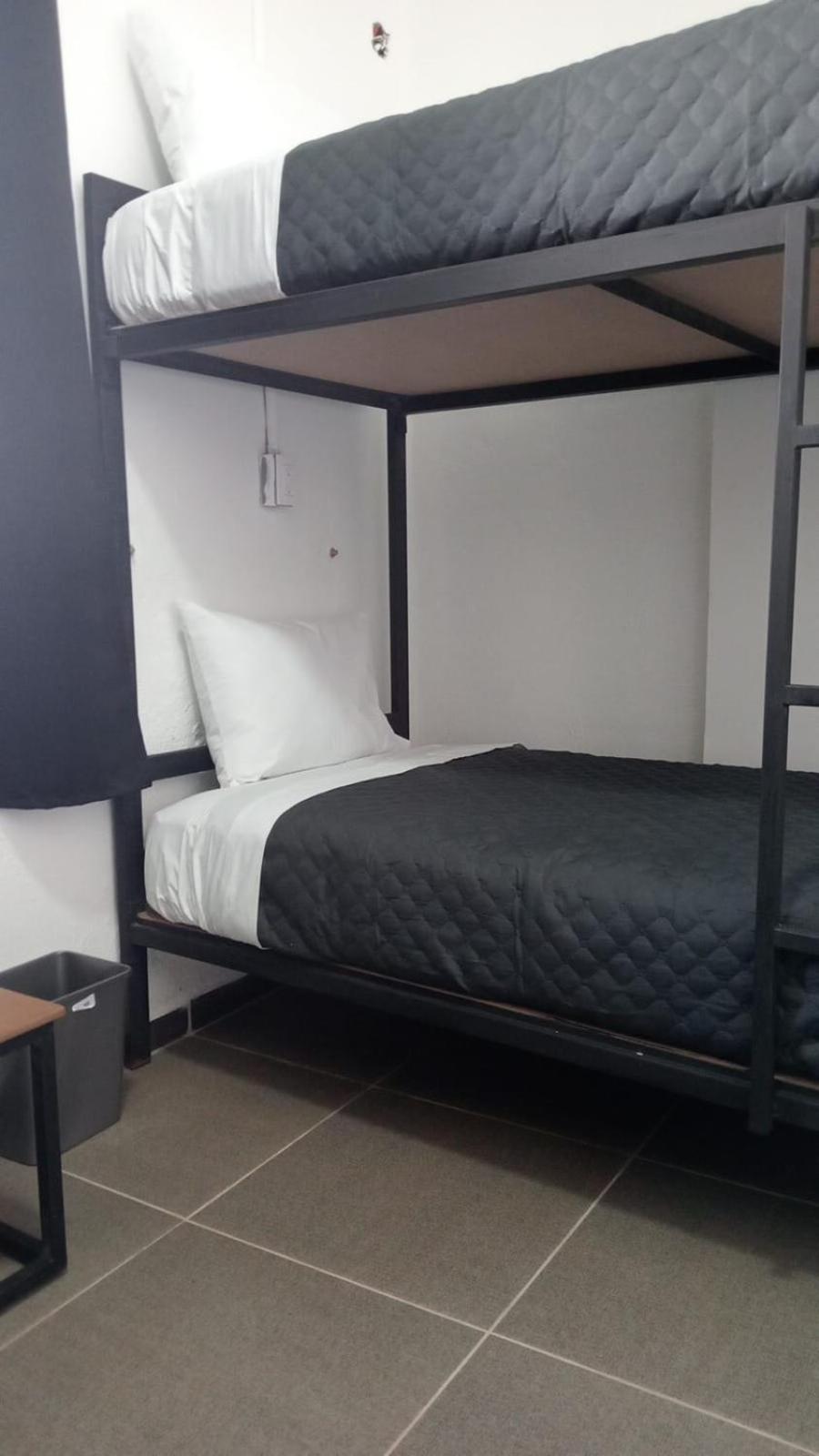 Check Inn Hostal Aeropuerto Gdl Las Pintas Dış mekan fotoğraf