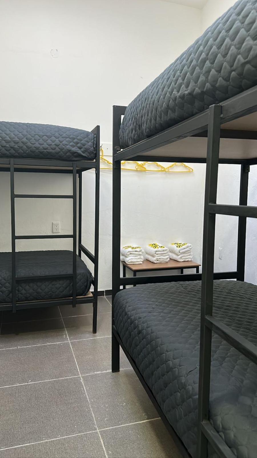 Check Inn Hostal Aeropuerto Gdl Las Pintas Dış mekan fotoğraf